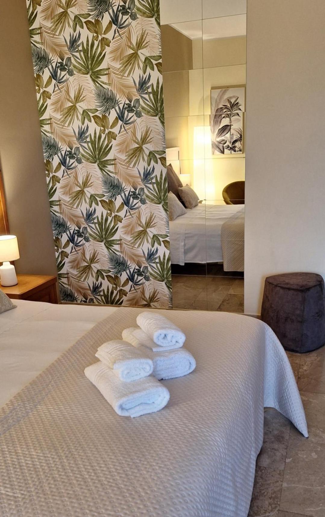 Laranda Rooms Milazzo Chambre photo